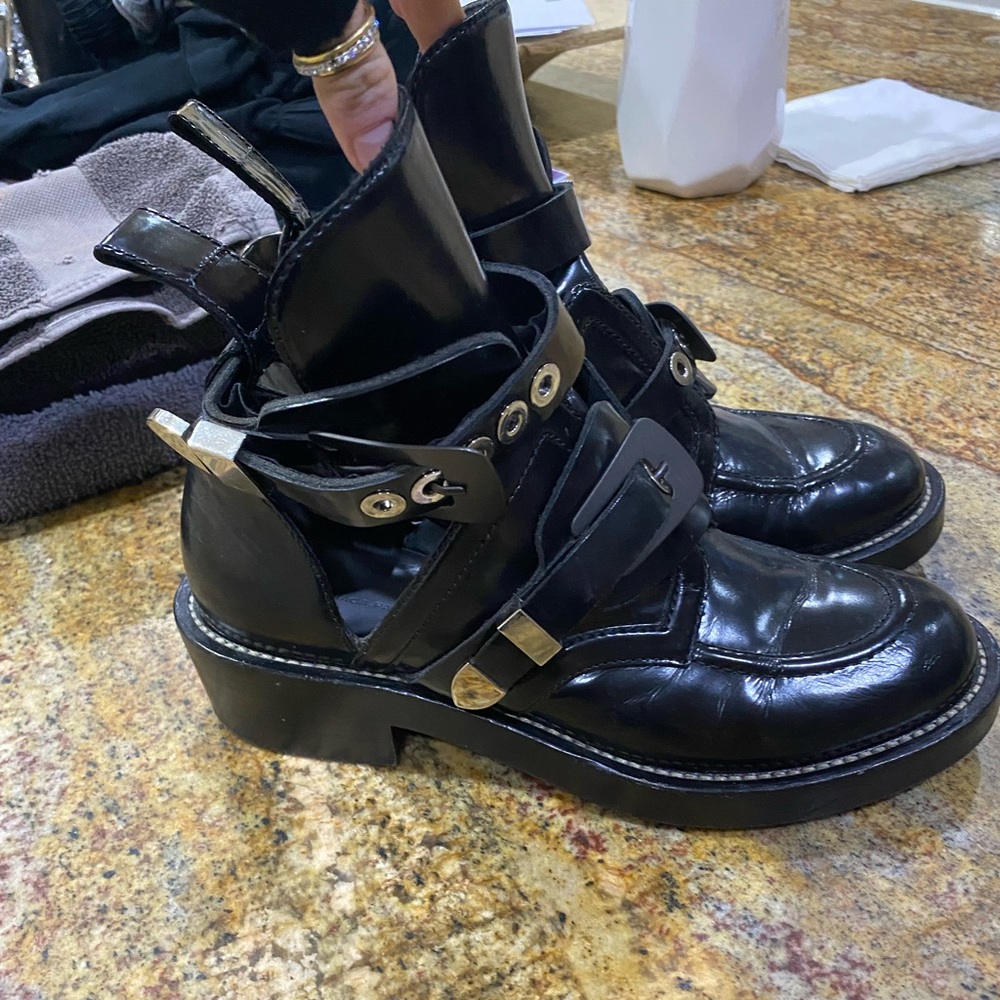 Balenciaga Leather Ankle Boots